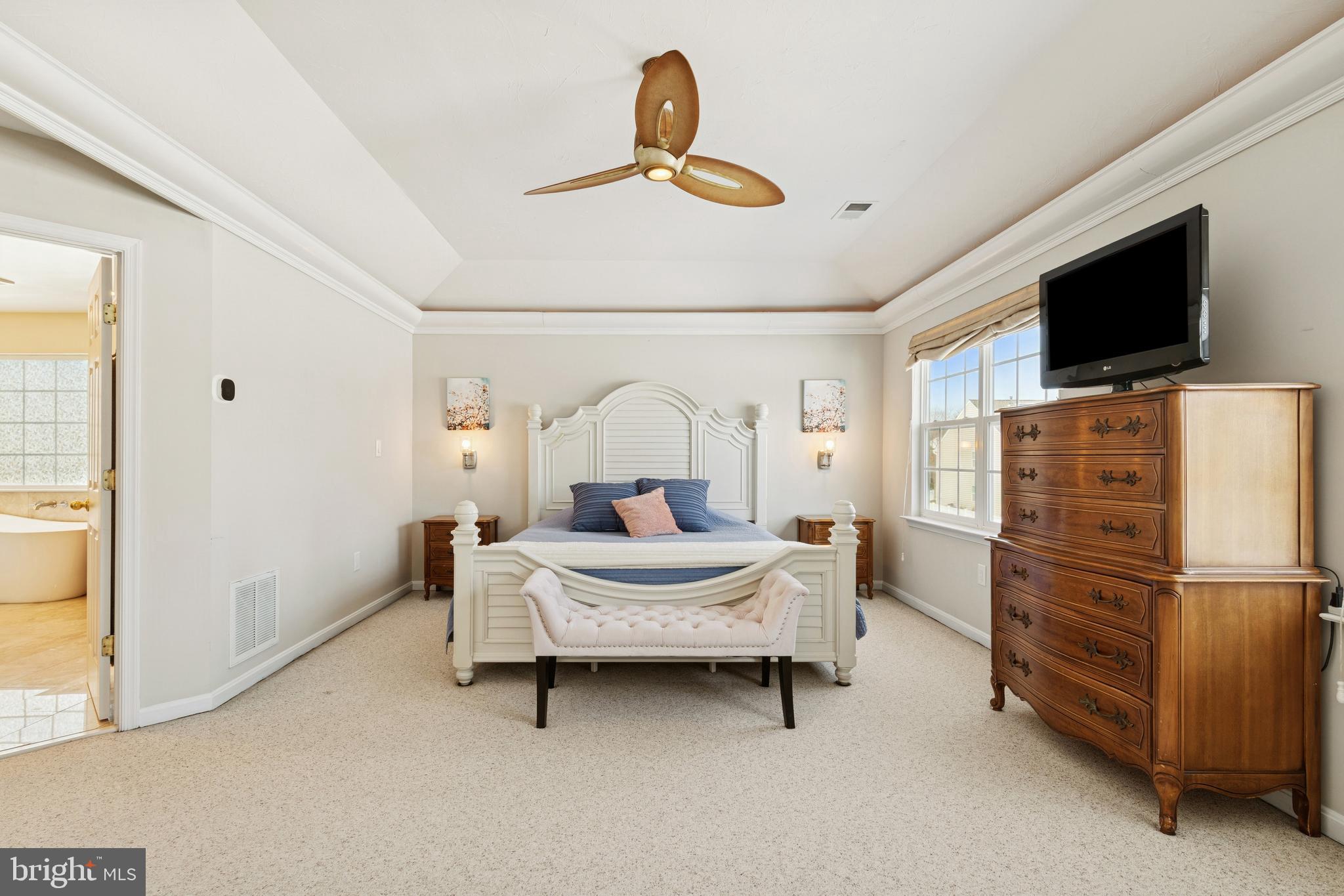 ASHBROOK - Residential