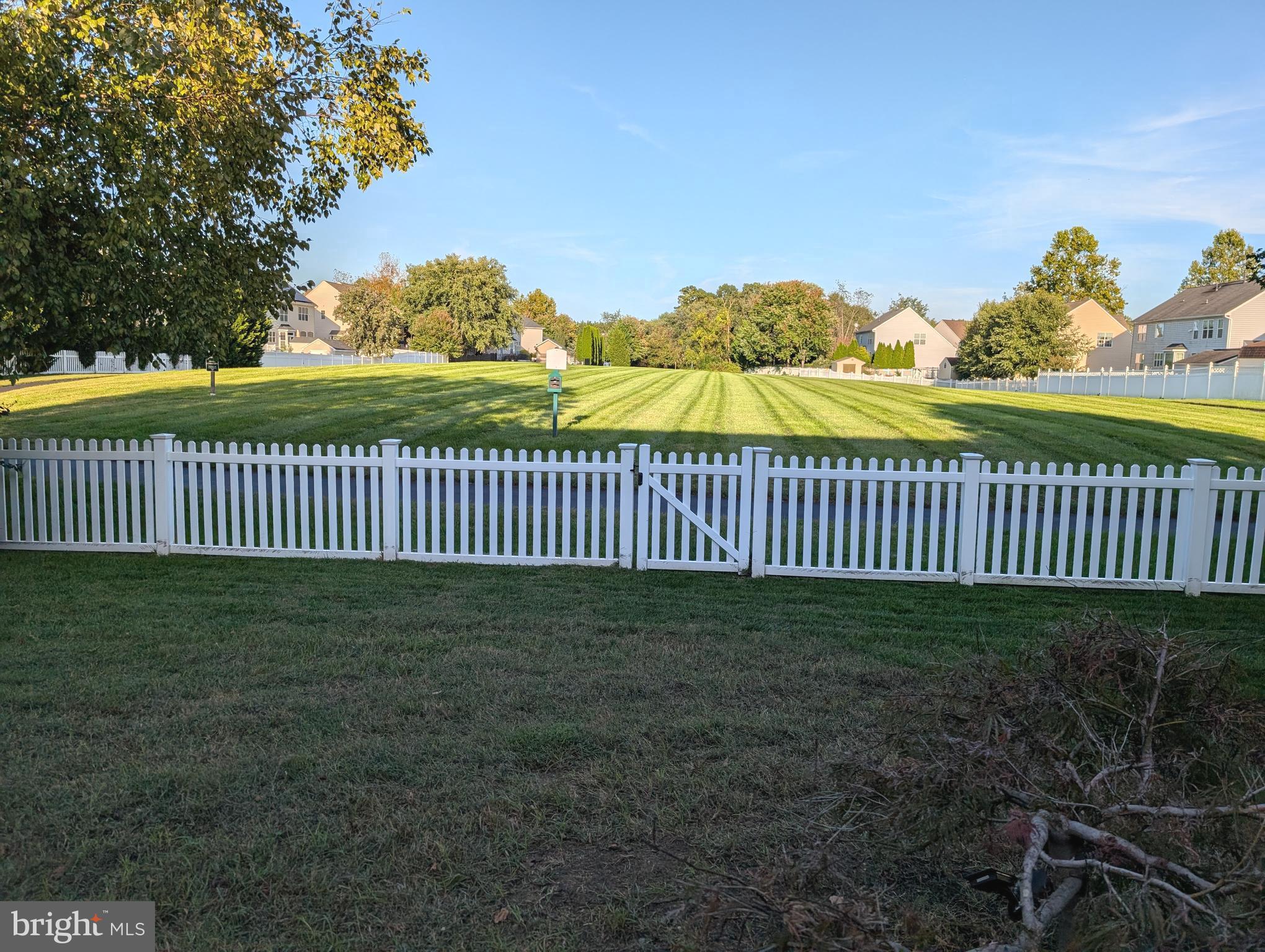 ASHBROOK - Residential