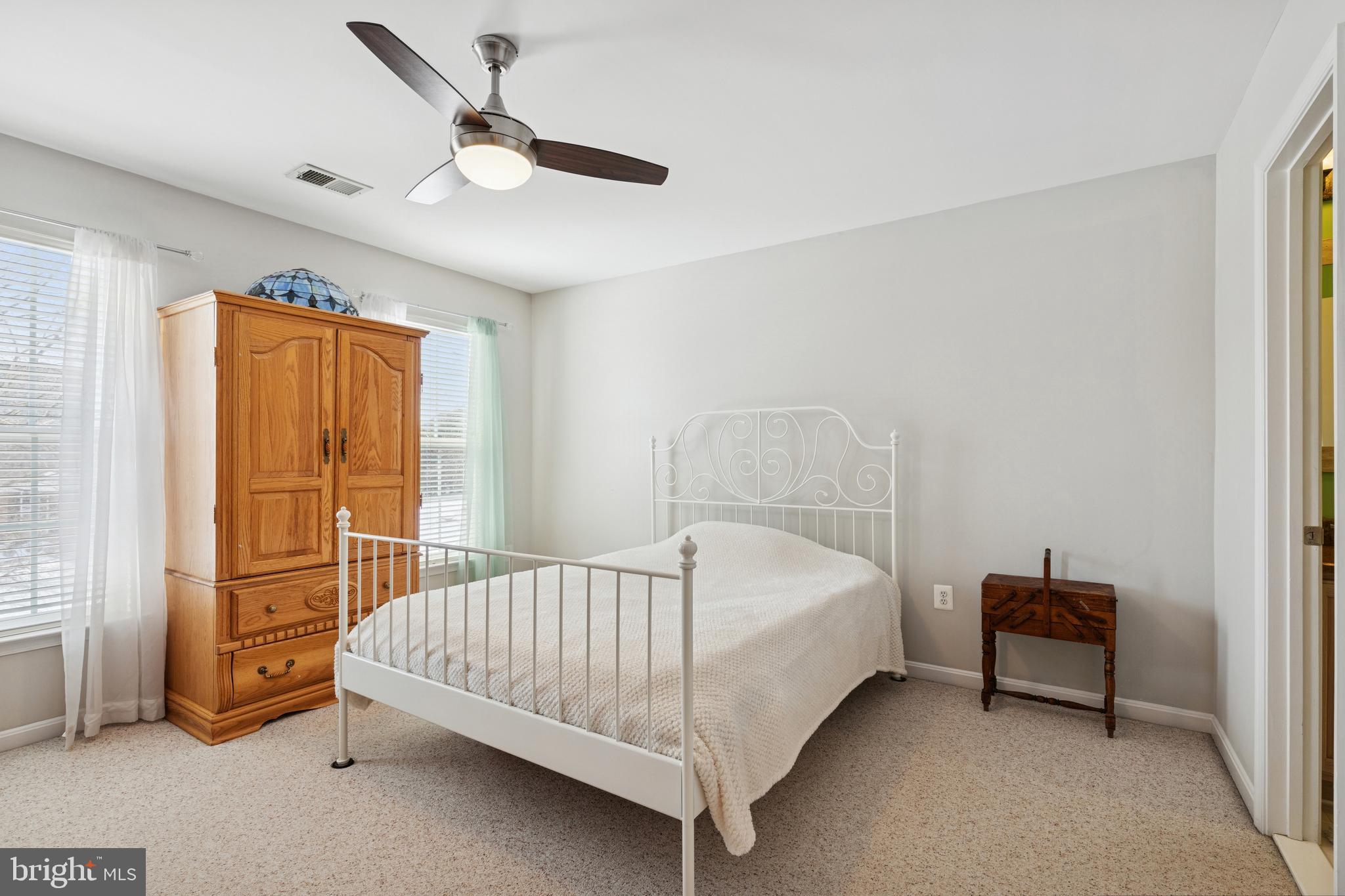 ASHBROOK - Residential