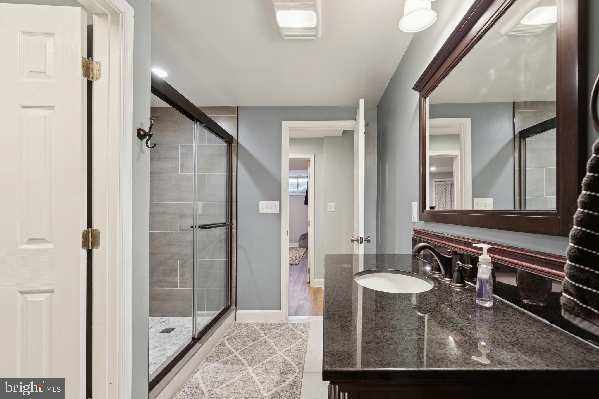 ASHBROOK - Residential