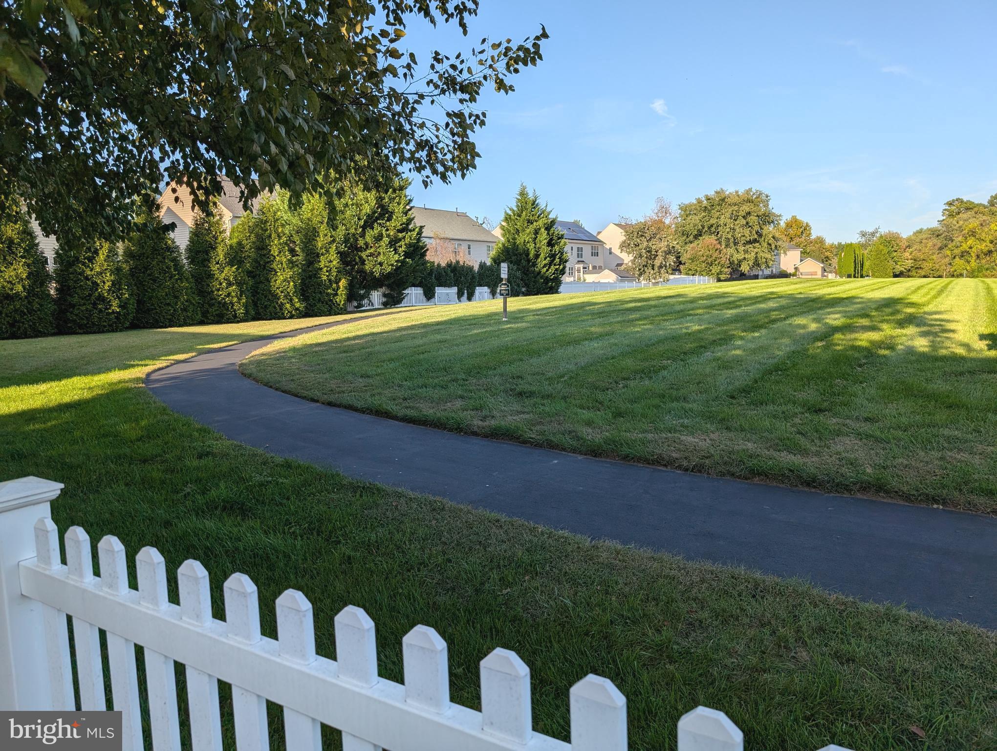 ASHBROOK - Residential