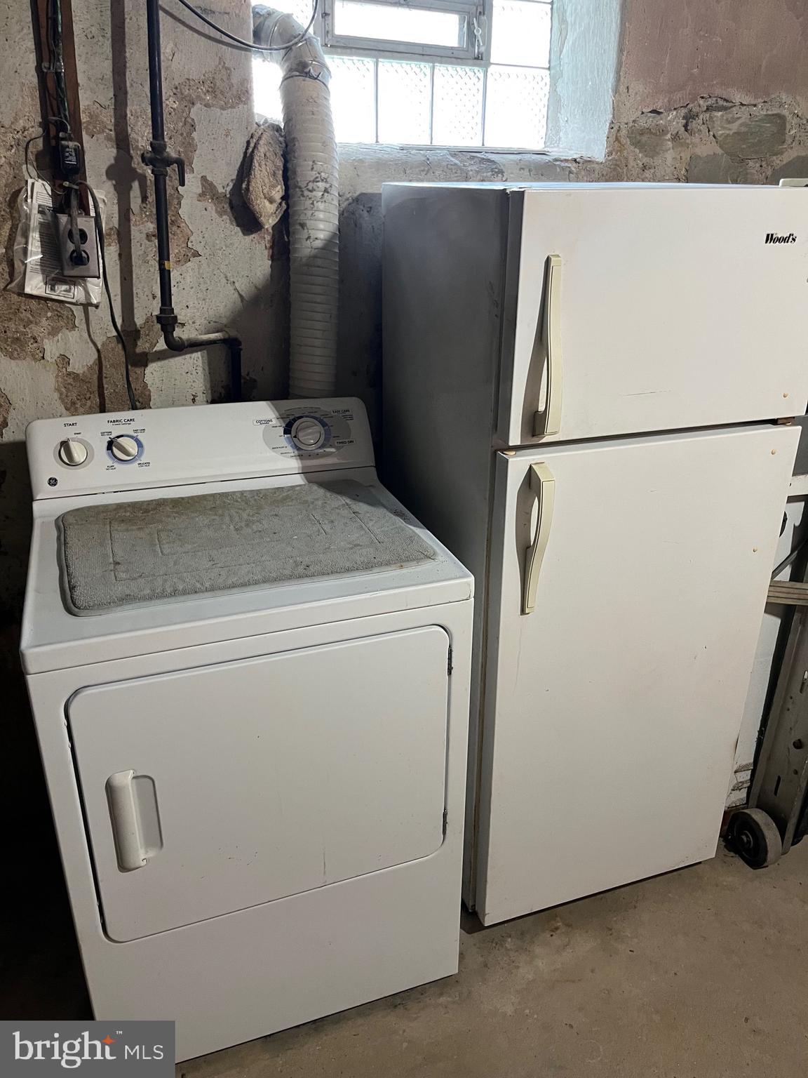 RHAWNHURST - Residential Lease