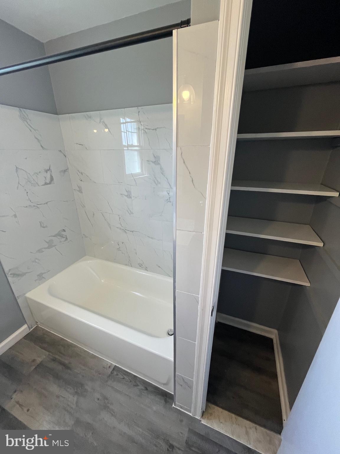 RHAWNHURST - Residential Lease