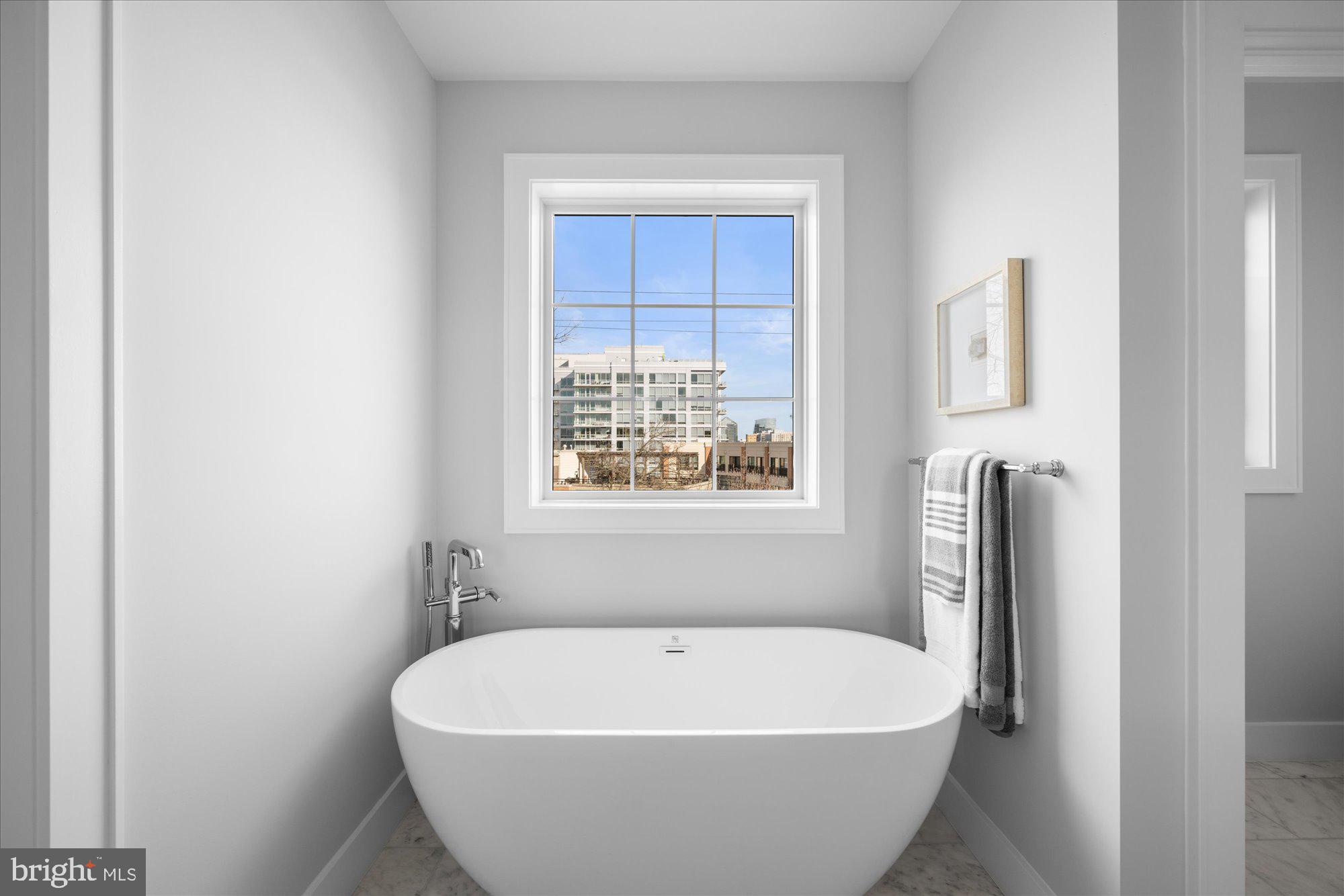 NORTH HIGHLAND - Residential