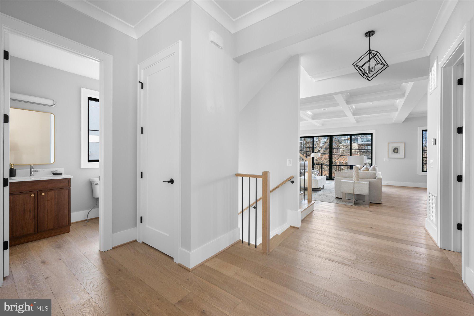 NORTH HIGHLAND - Residential