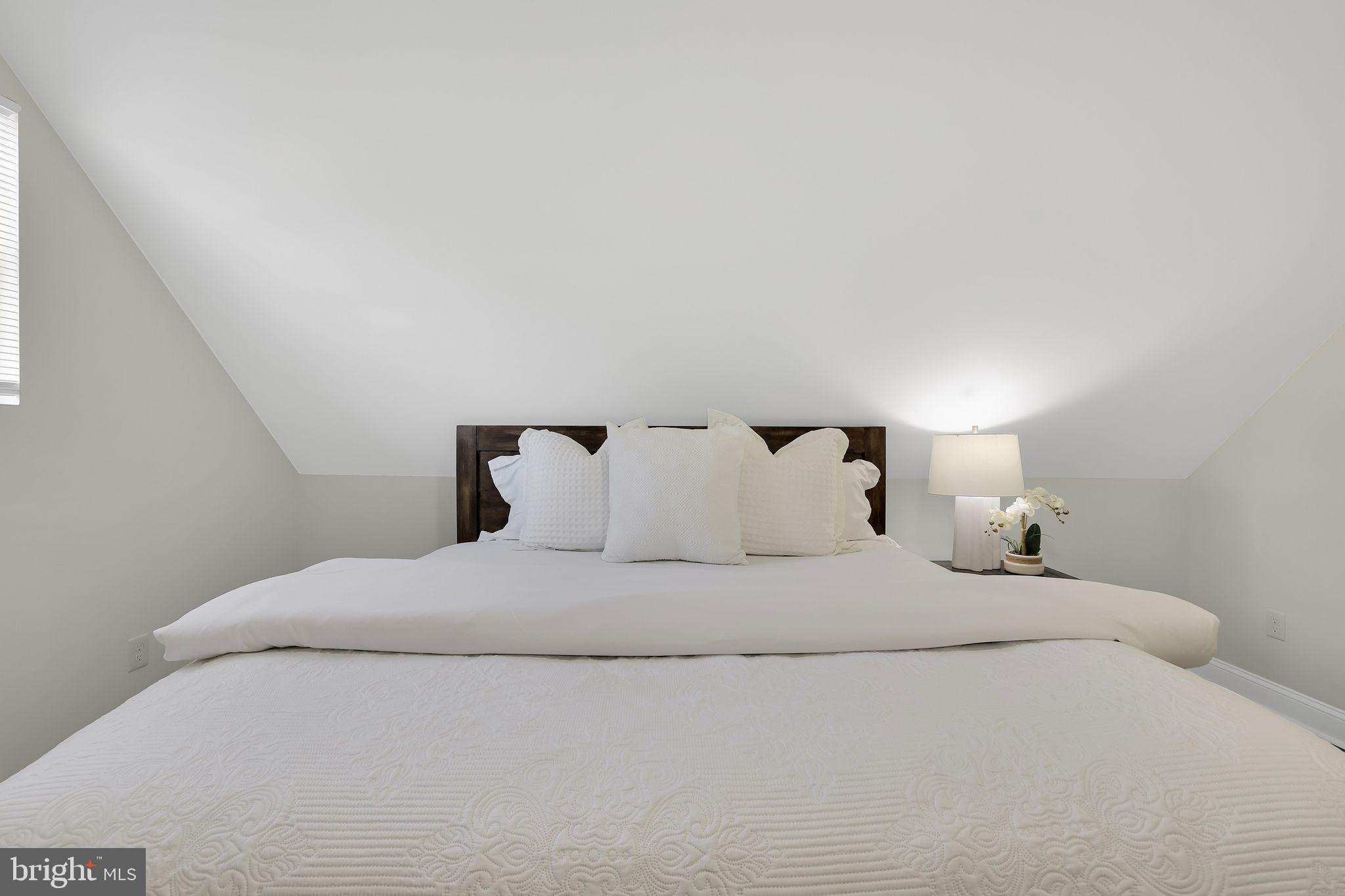 RIVERDALE HEIGHTS - Residential