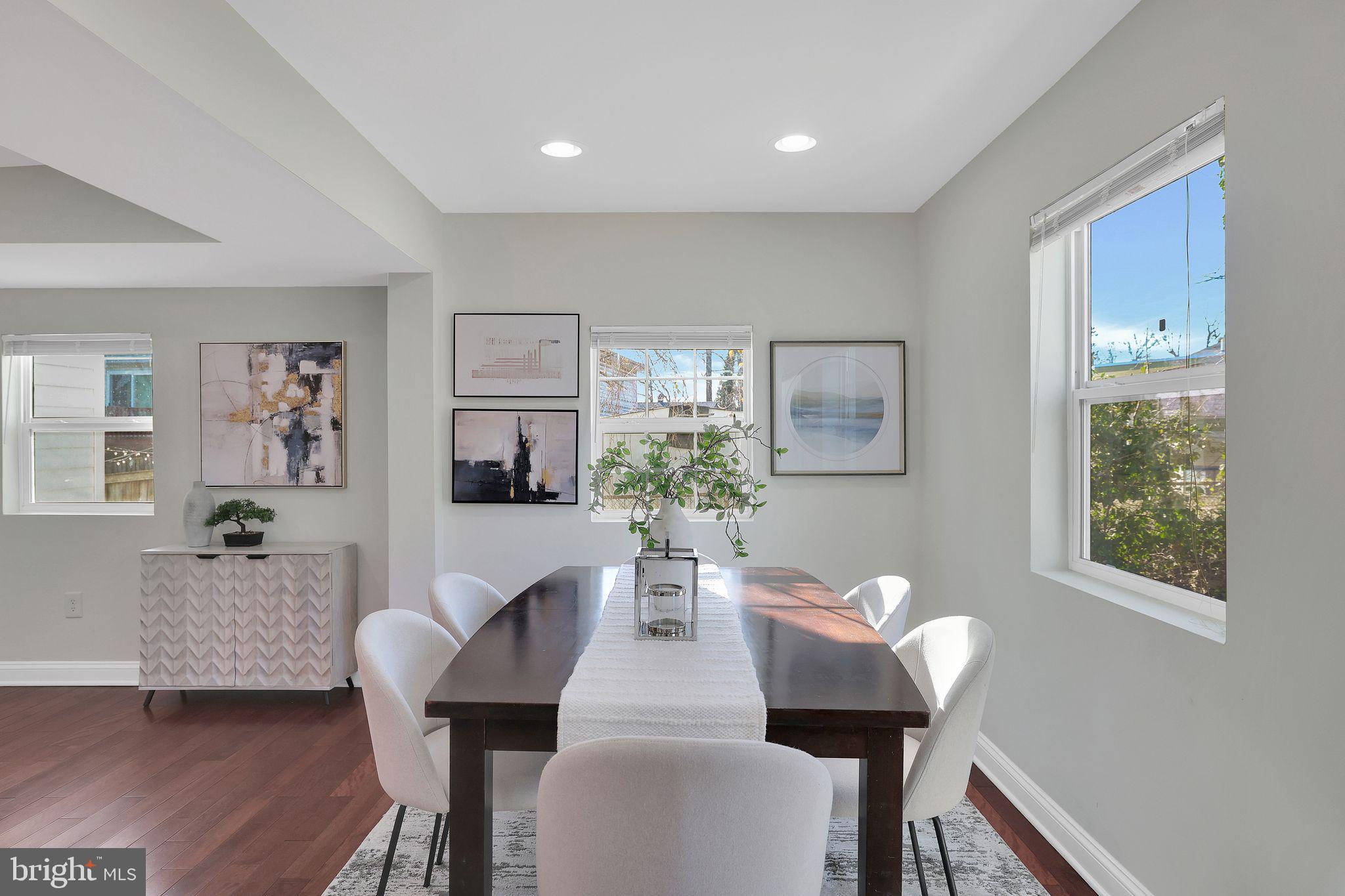 RIVERDALE HEIGHTS - Residential