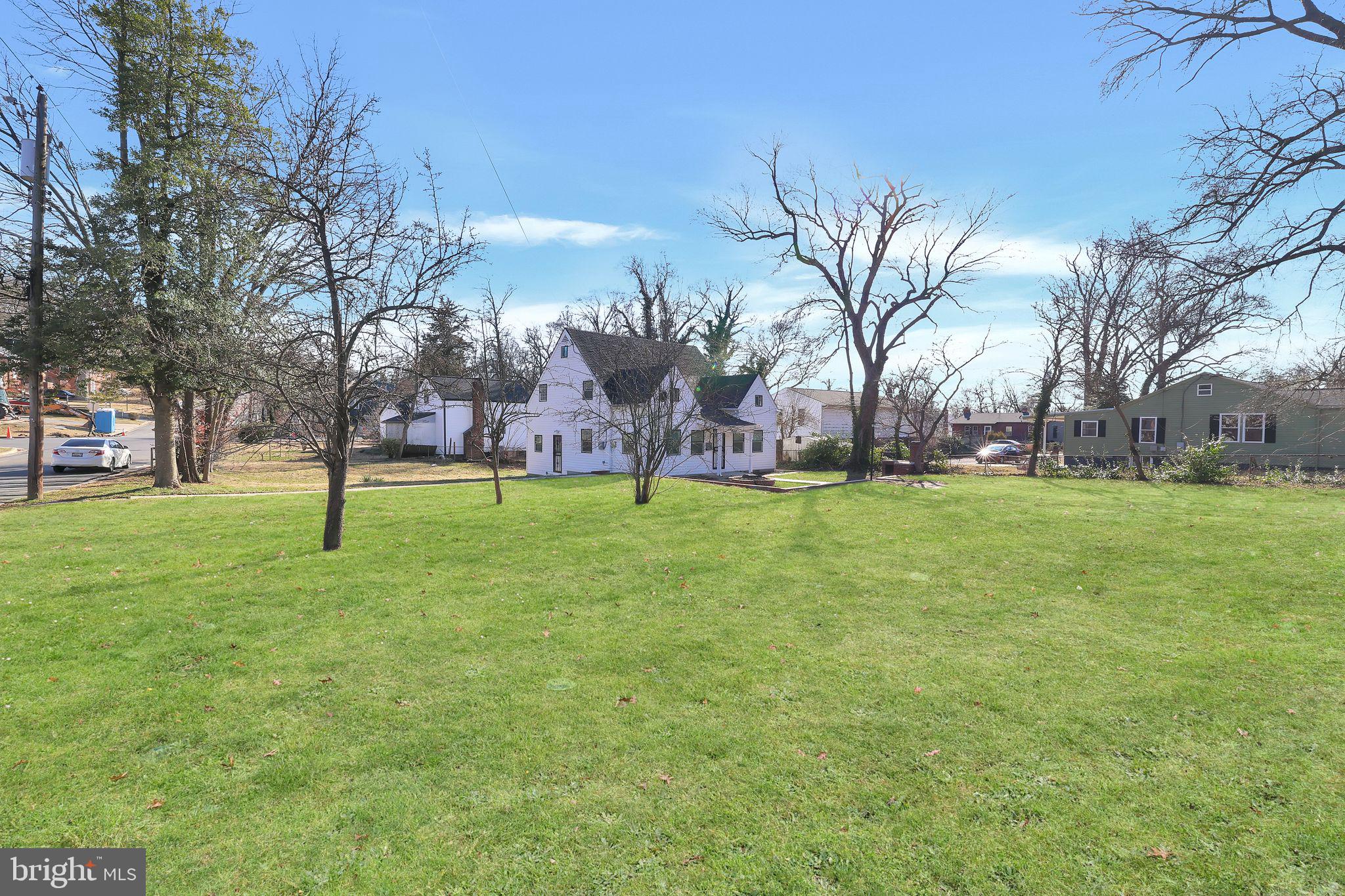 RIVERDALE HEIGHTS - Residential