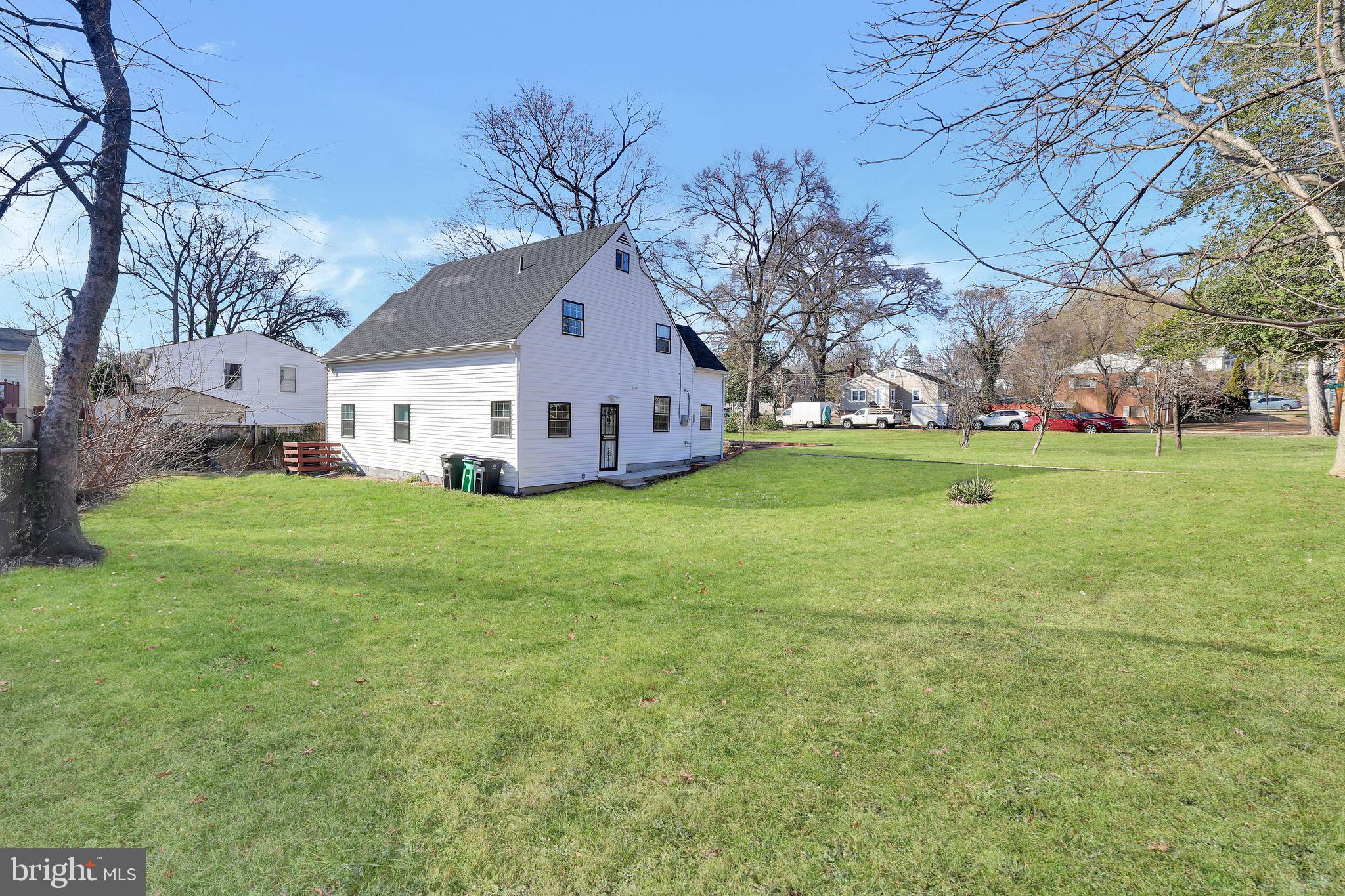 RIVERDALE HEIGHTS - Residential