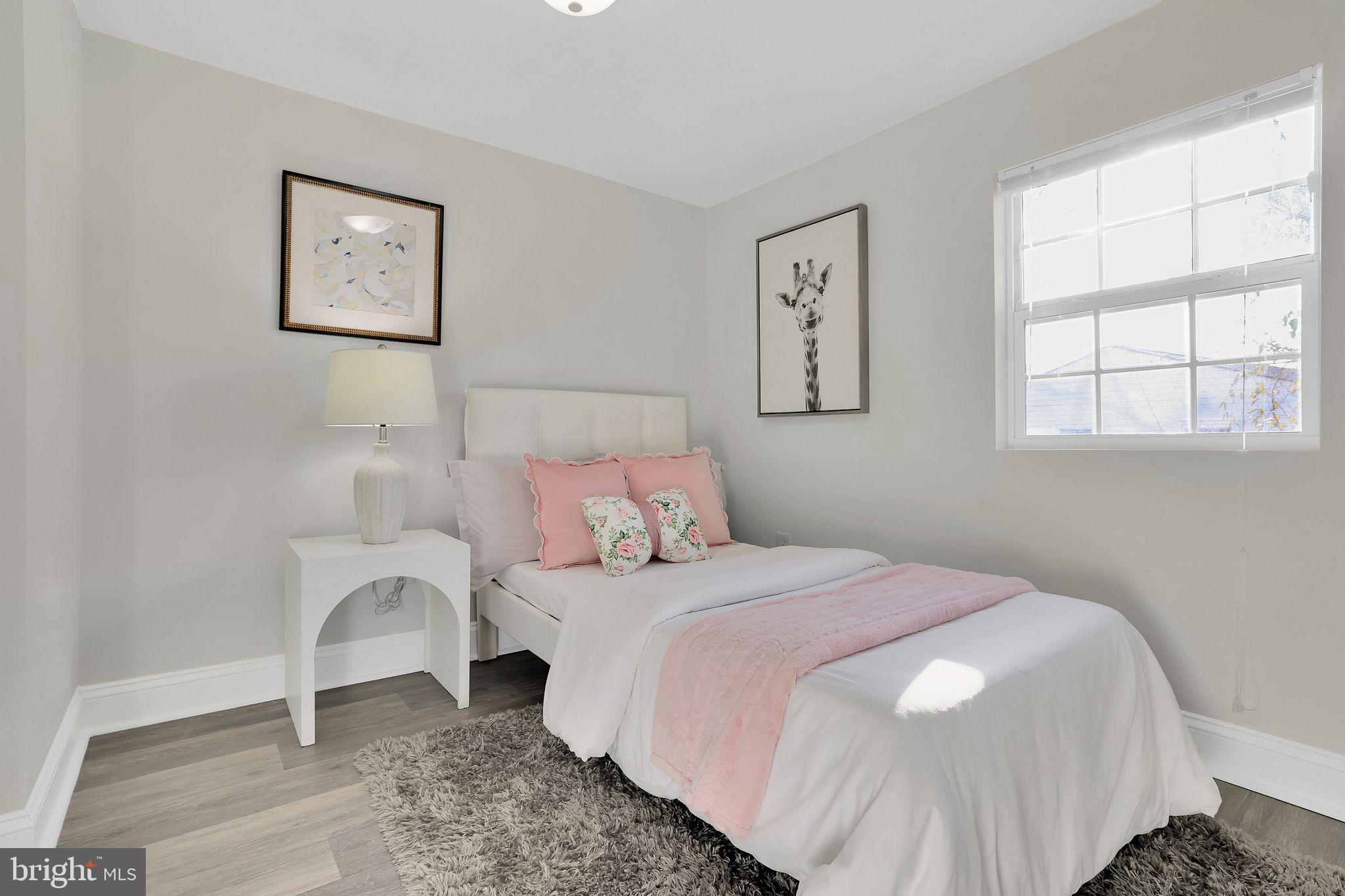 RIVERDALE HEIGHTS - Residential