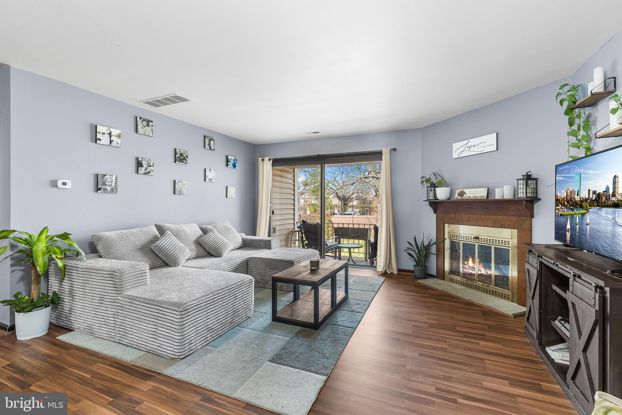 9019 AYRDALE CRESCENT STREET 48A