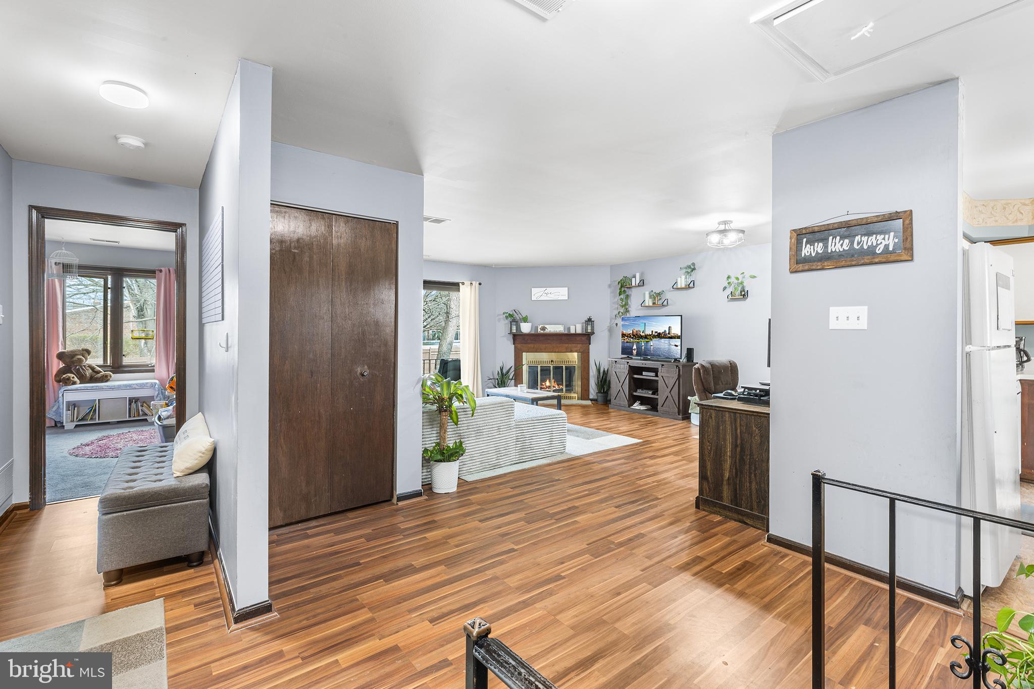 9019 AYRDALE CRESCENT STREET 48A