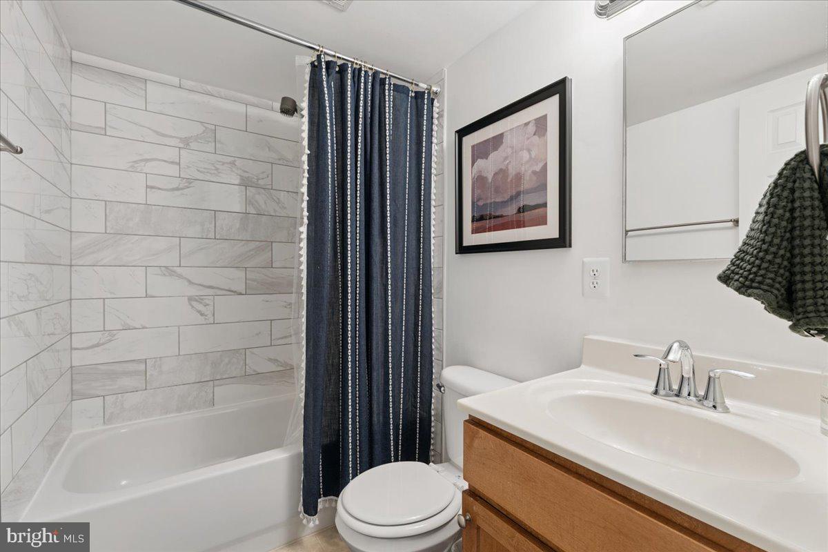 PARKSIDE AT ALEXANDRIA - Residential