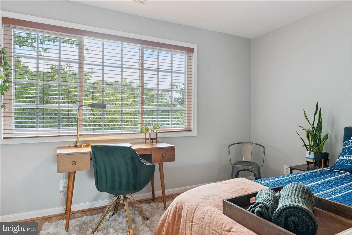 PARKSIDE AT ALEXANDRIA - Residential