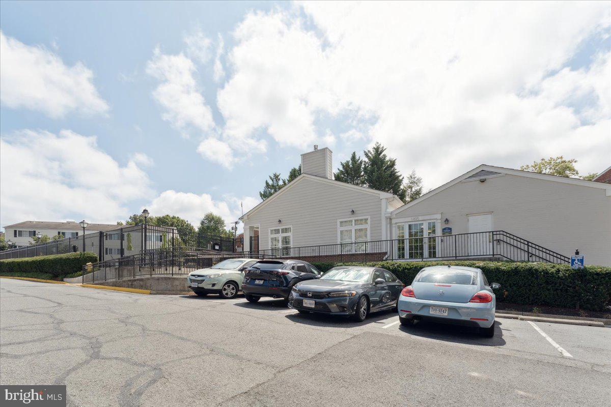 PARKSIDE AT ALEXANDRIA - Residential