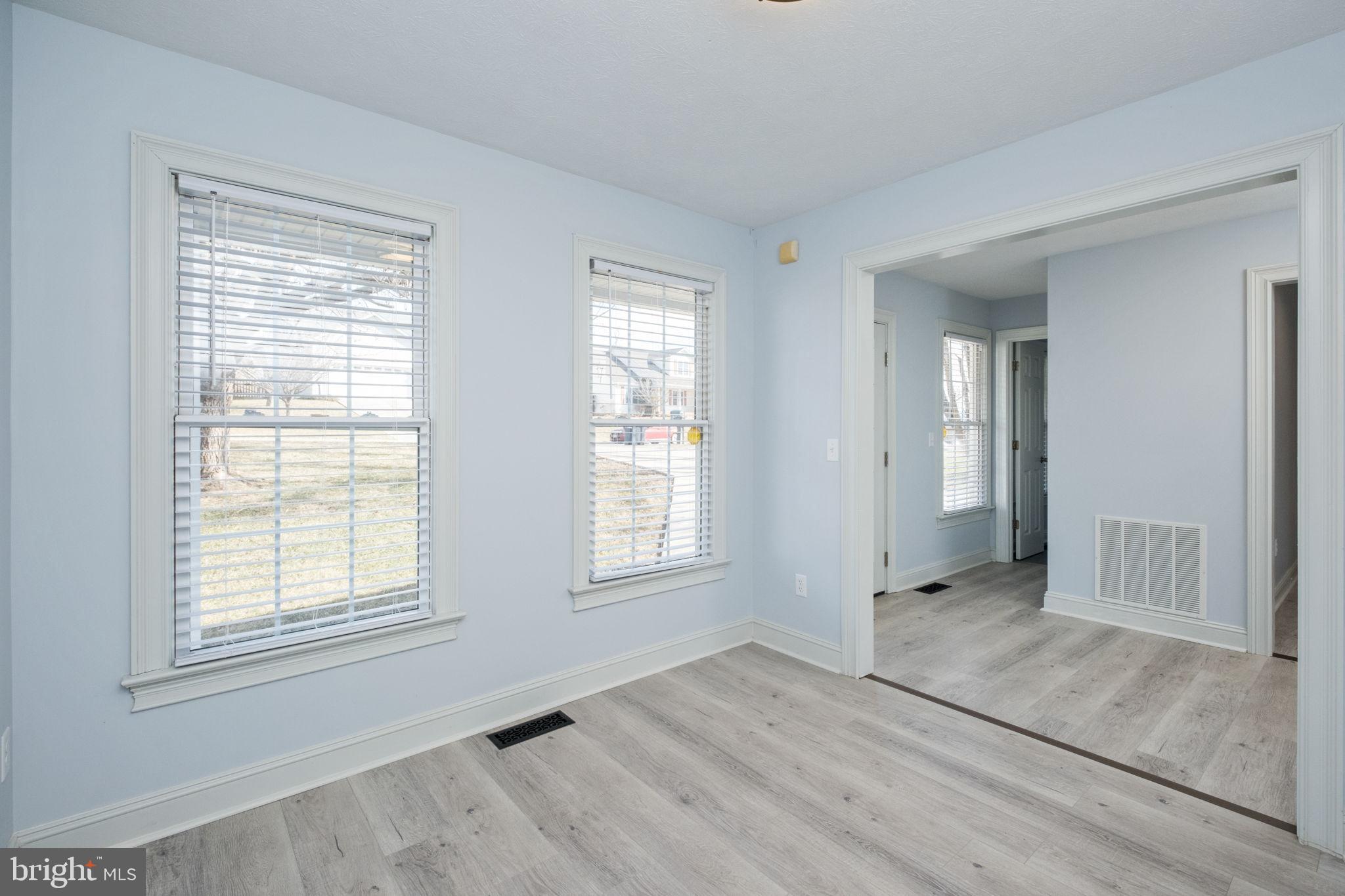 HAMPSHIRE ESTATES - Residential