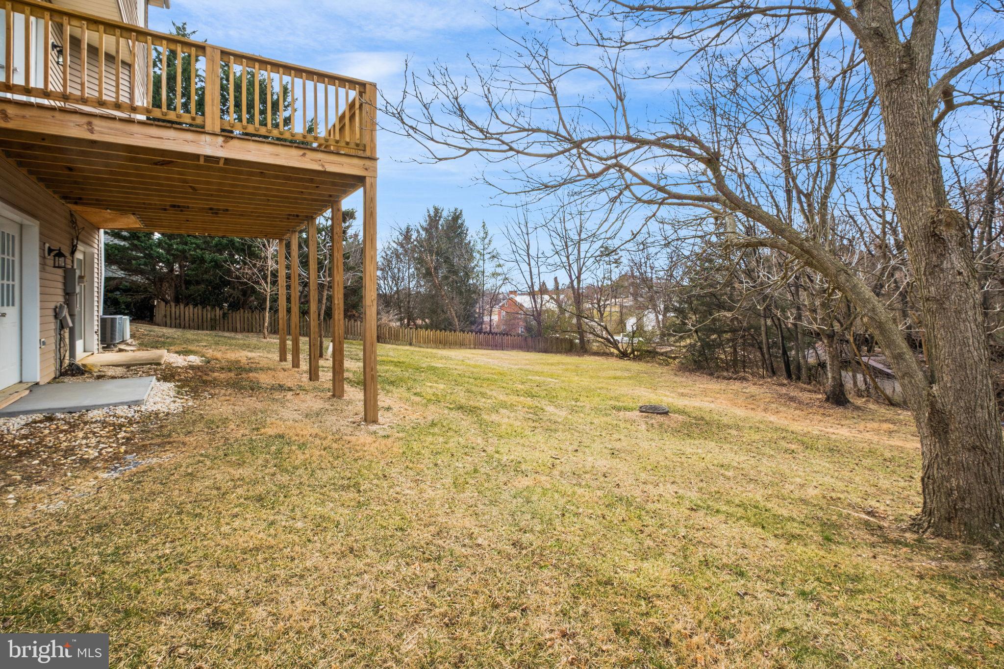 HAMPSHIRE ESTATES - Residential