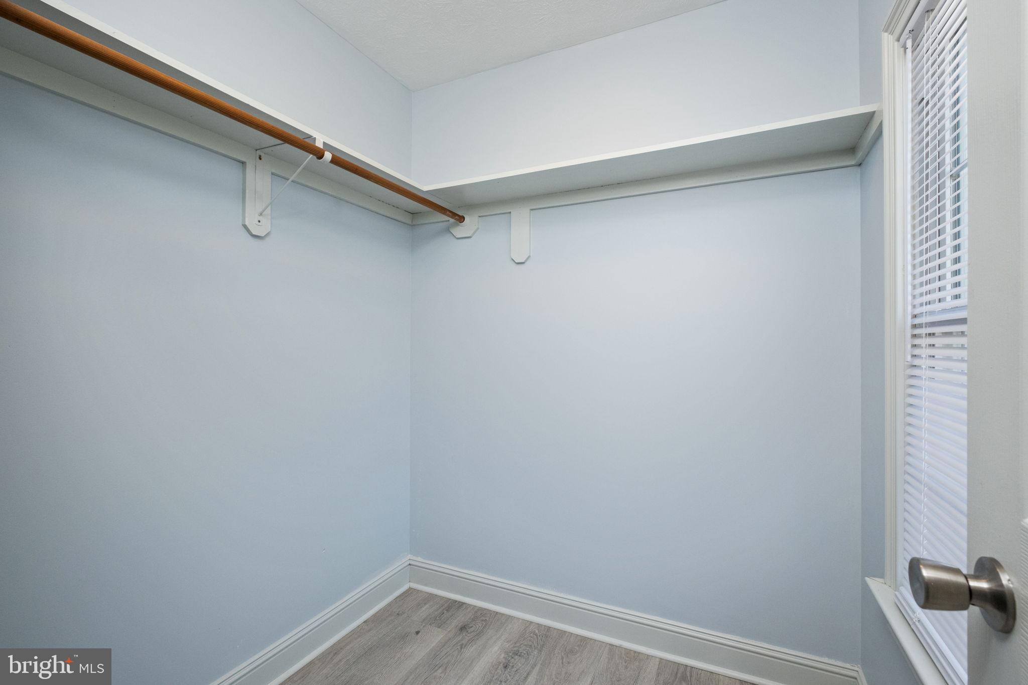 HAMPSHIRE ESTATES - Residential