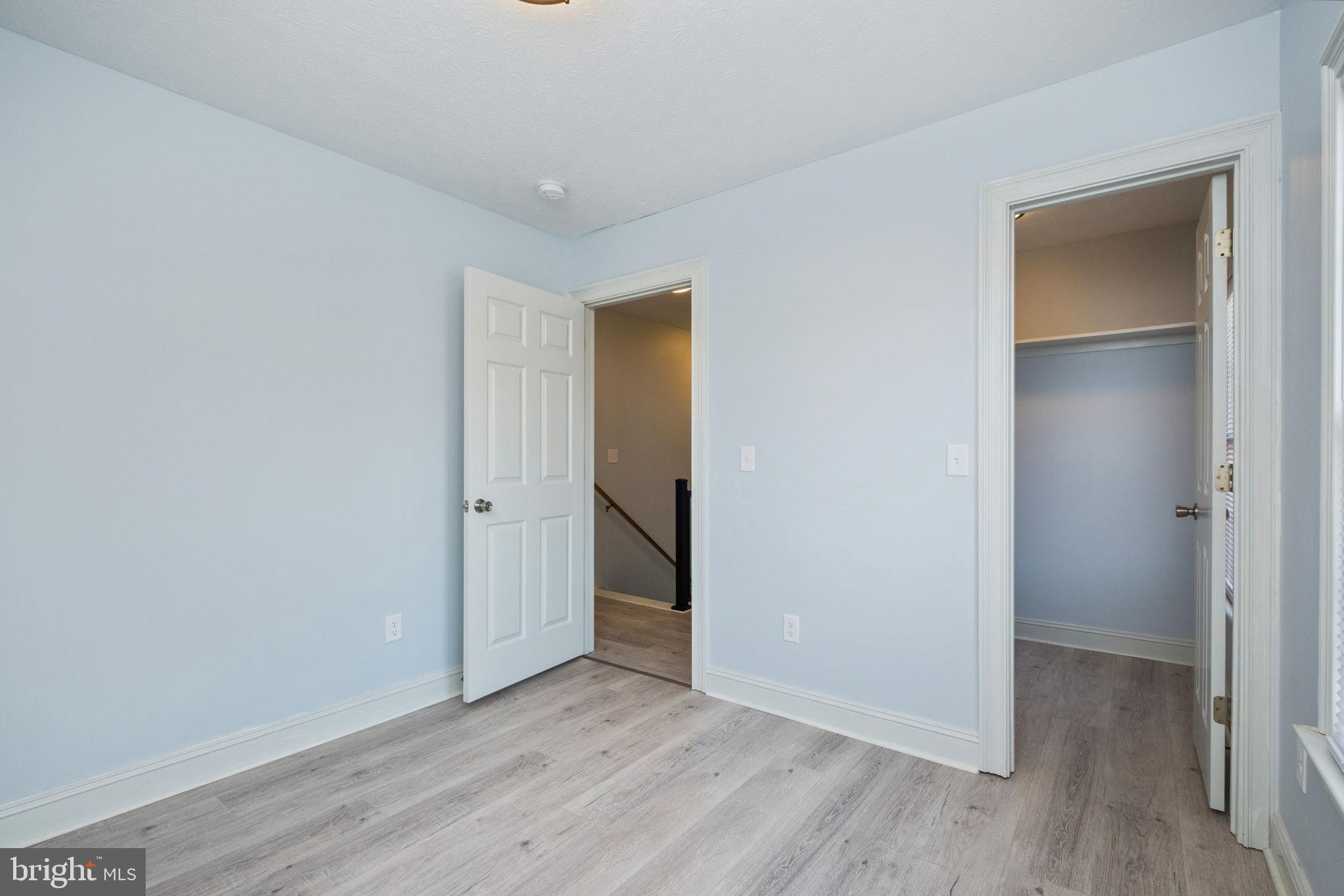 HAMPSHIRE ESTATES - Residential