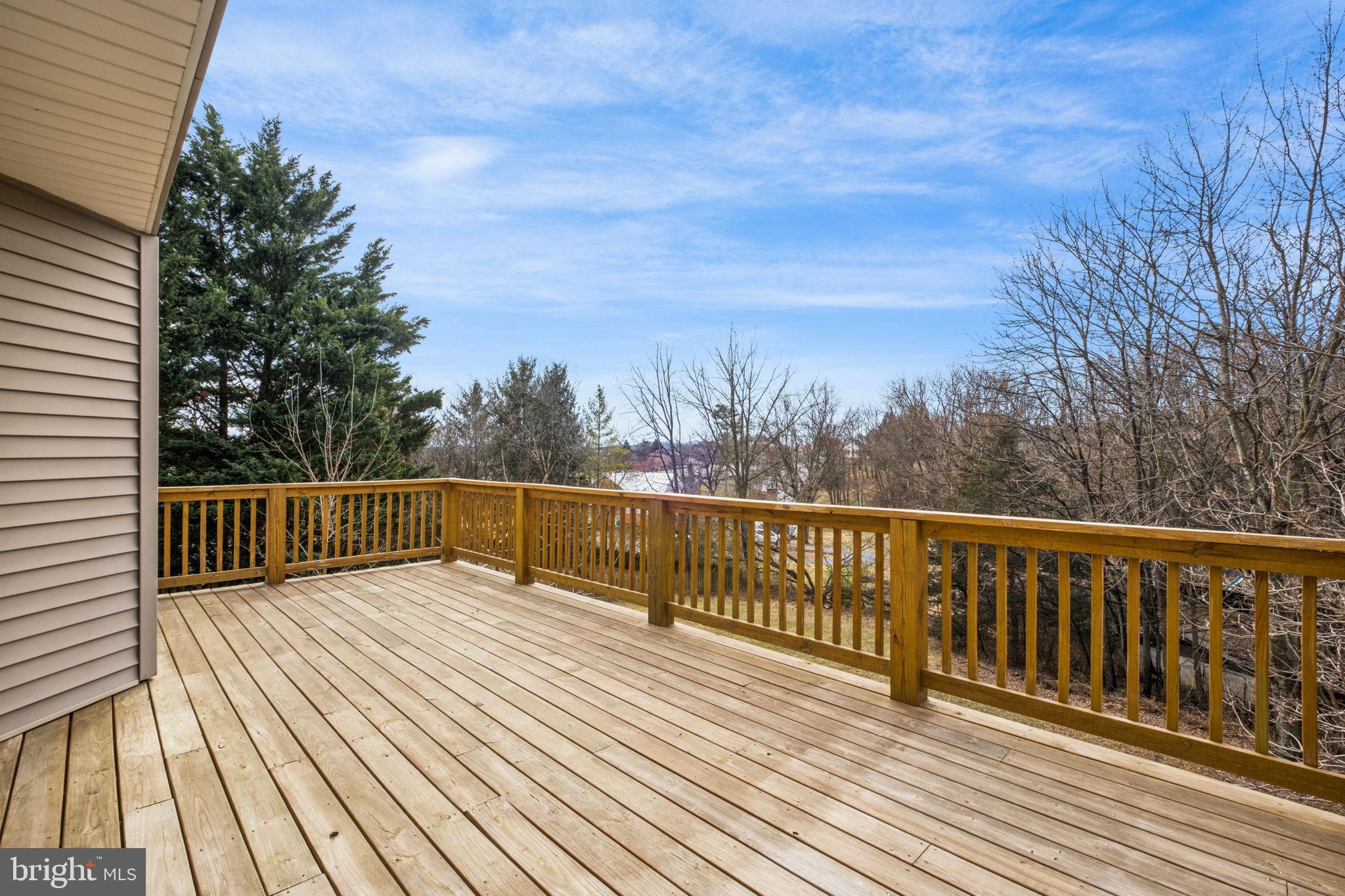 HAMPSHIRE ESTATES - Residential