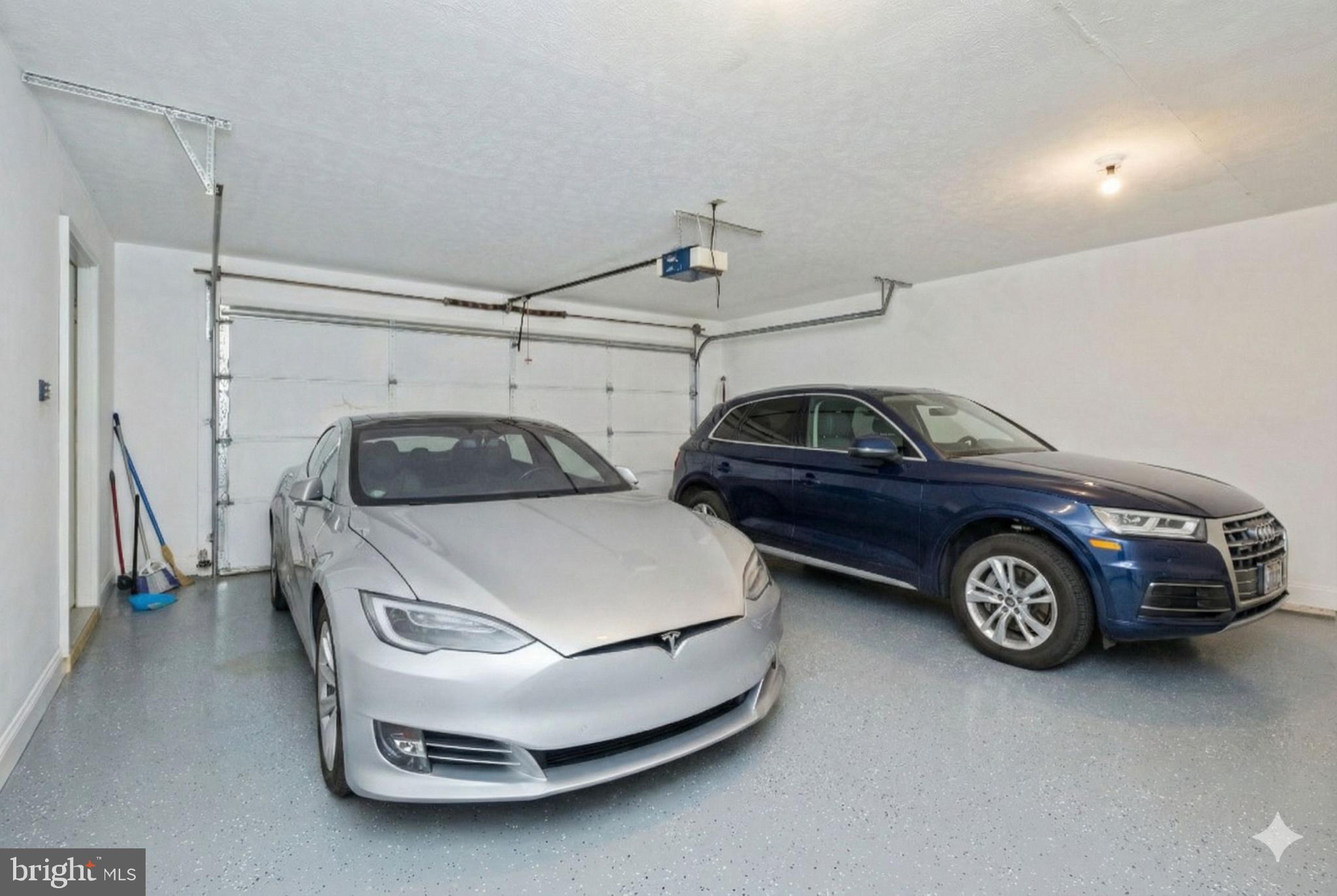 HAMPSHIRE ESTATES - Residential