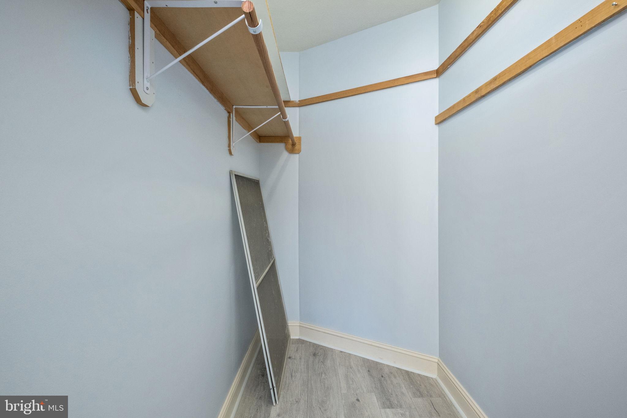 HAMPSHIRE ESTATES - Residential