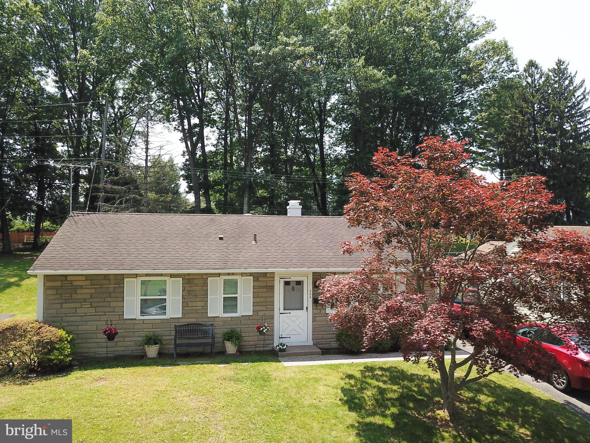 506 CARLISLE AVENUE