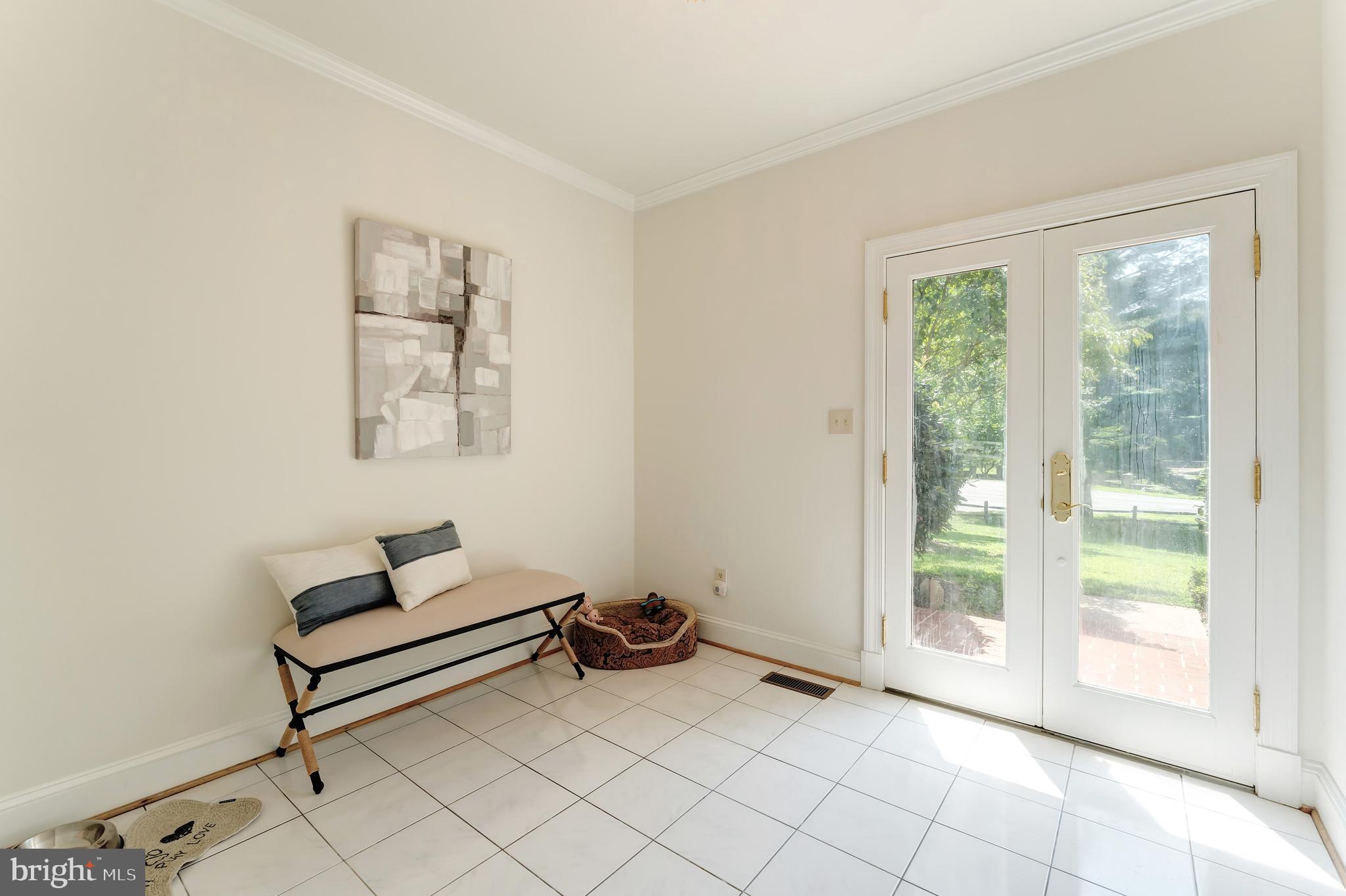 GOLDEN WOODS - Residential