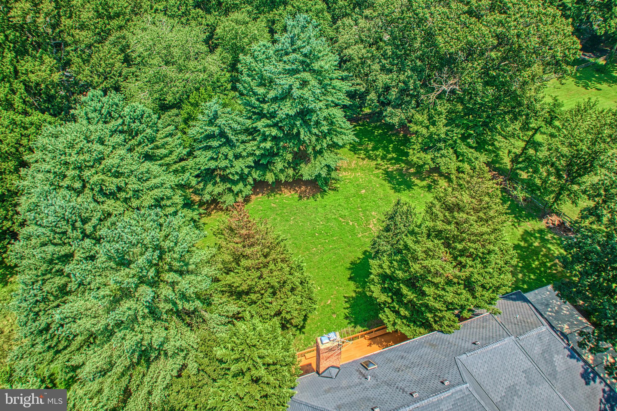 GOLDEN WOODS - Residential