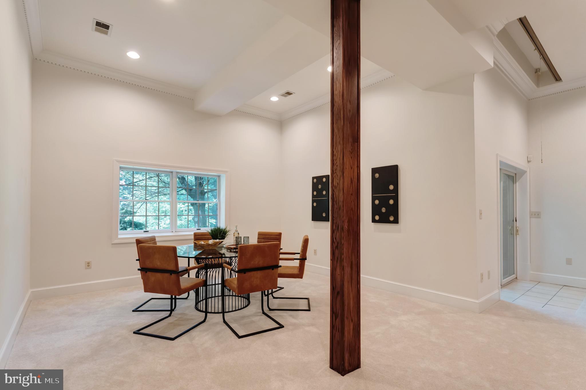 GOLDEN WOODS - Residential