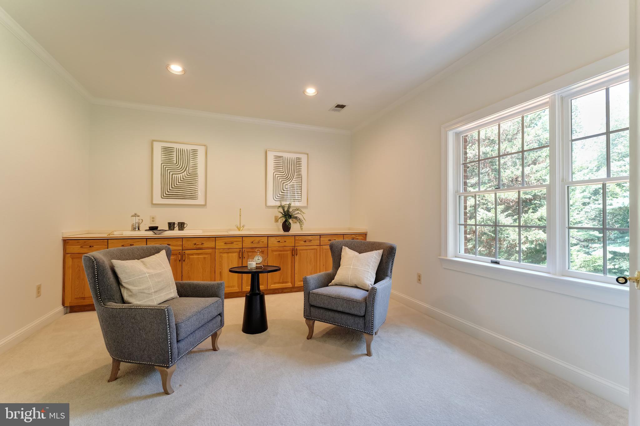 GOLDEN WOODS - Residential