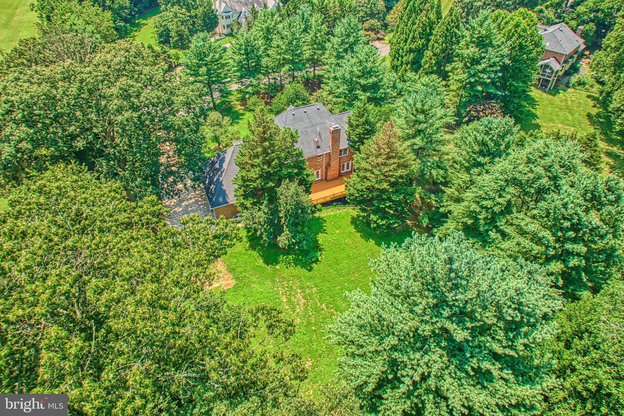 GOLDEN WOODS - Residential