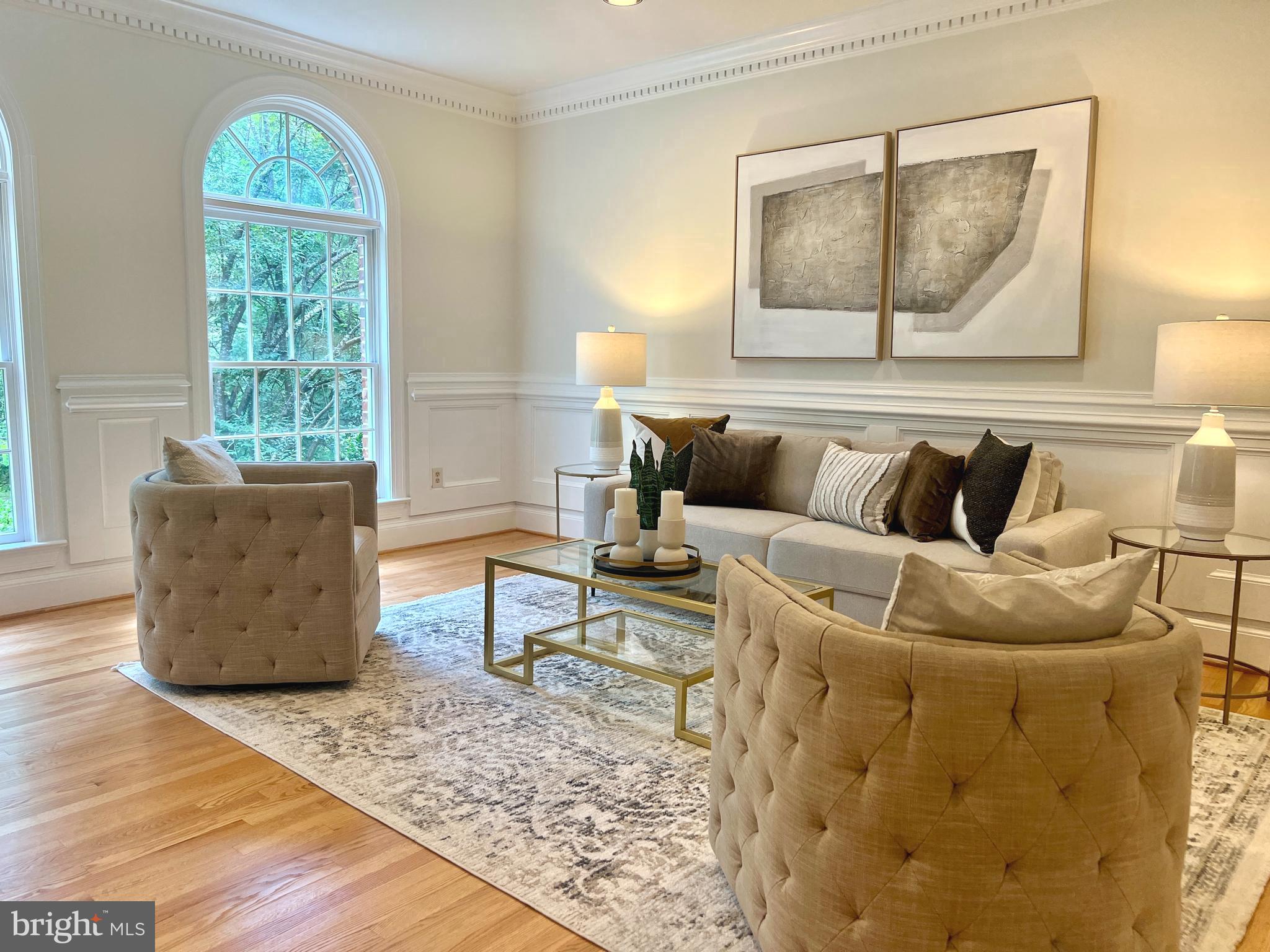 GOLDEN WOODS - Residential