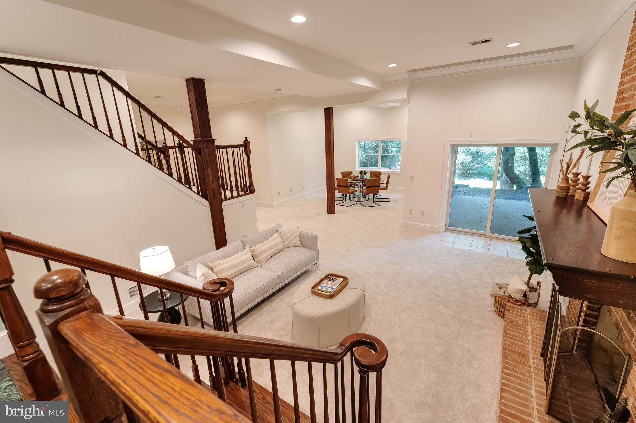 GOLDEN WOODS - Residential