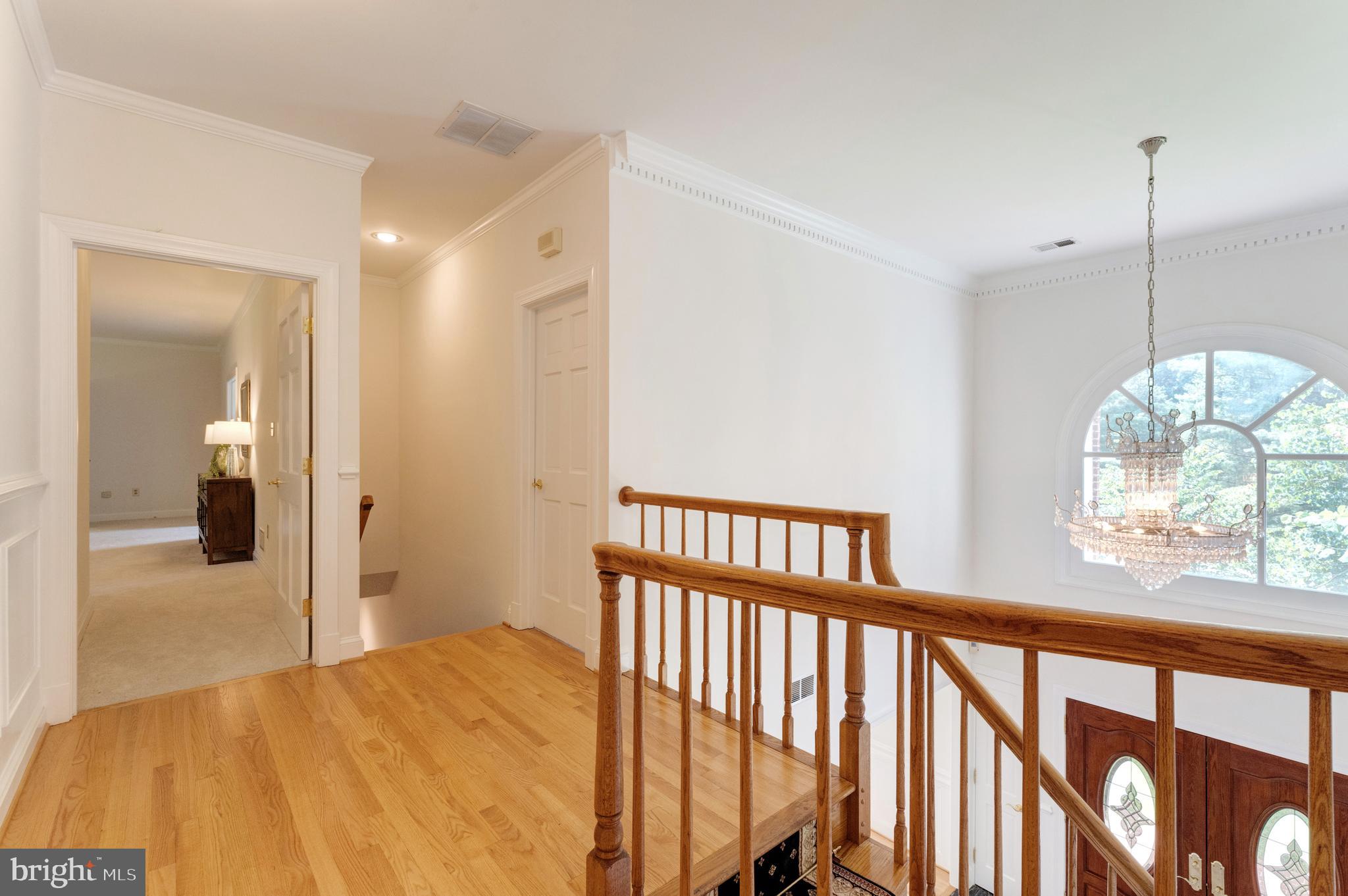 GOLDEN WOODS - Residential