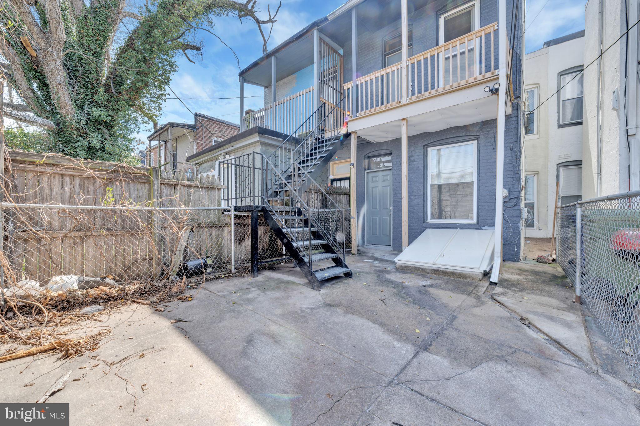 WINCHESTER - Residential