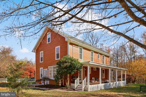 19 WALNUT HILL ROAD LA PLATA MD 20646