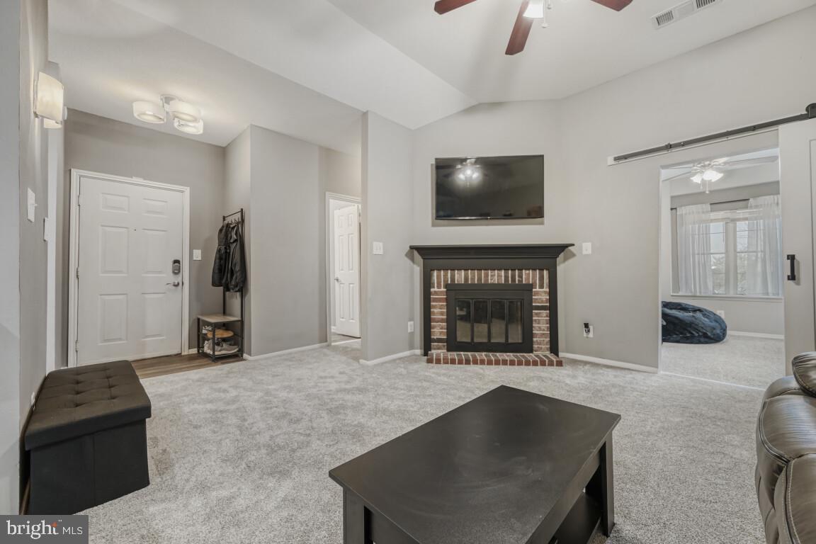 ENGLISH COUNTRY MANOR - Residential