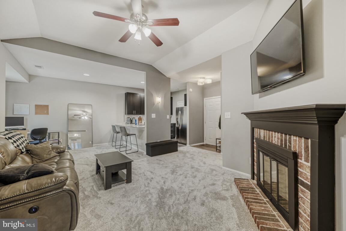 ENGLISH COUNTRY MANOR - Residential