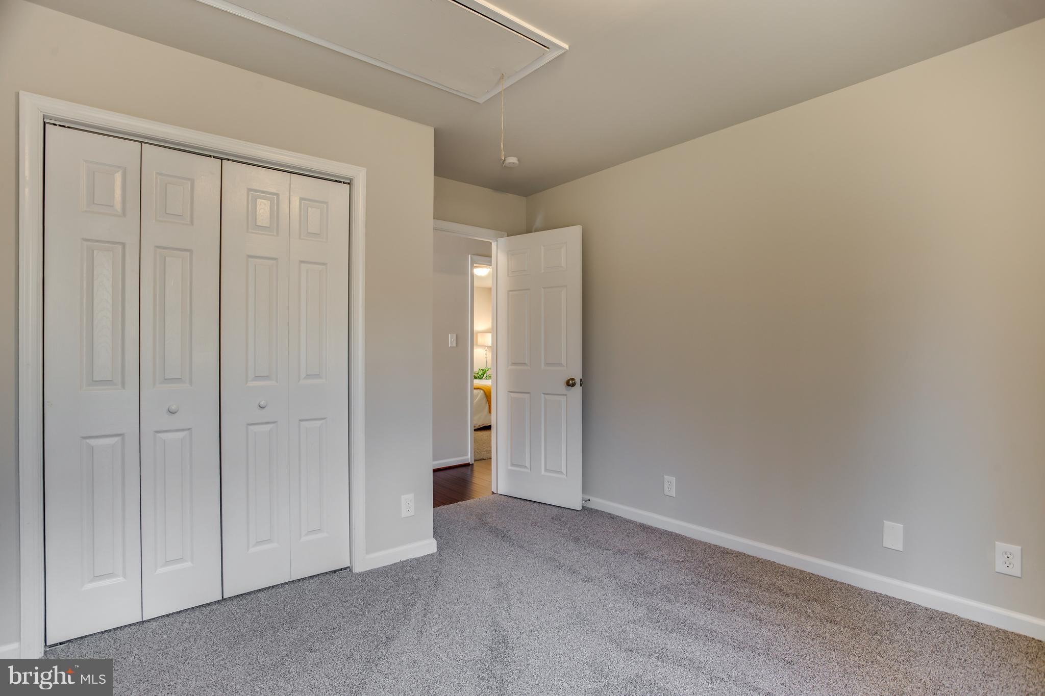 WALNUT RIDGE - Residential