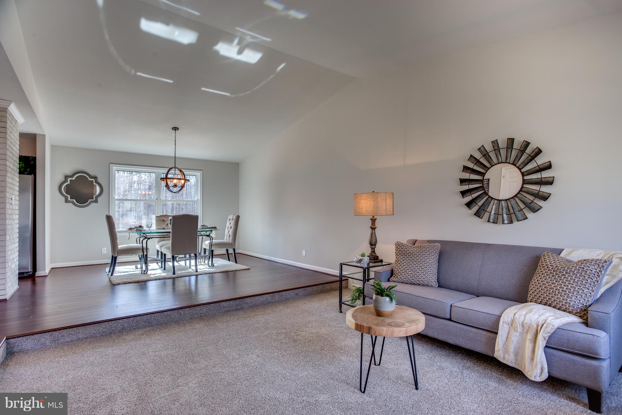 WALNUT RIDGE - Residential