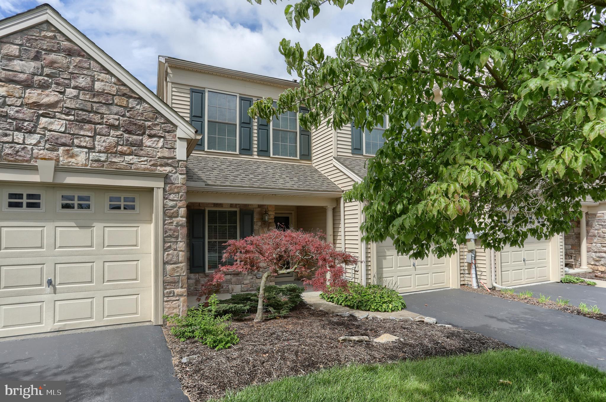 731 CREEKSIDE DRIVE