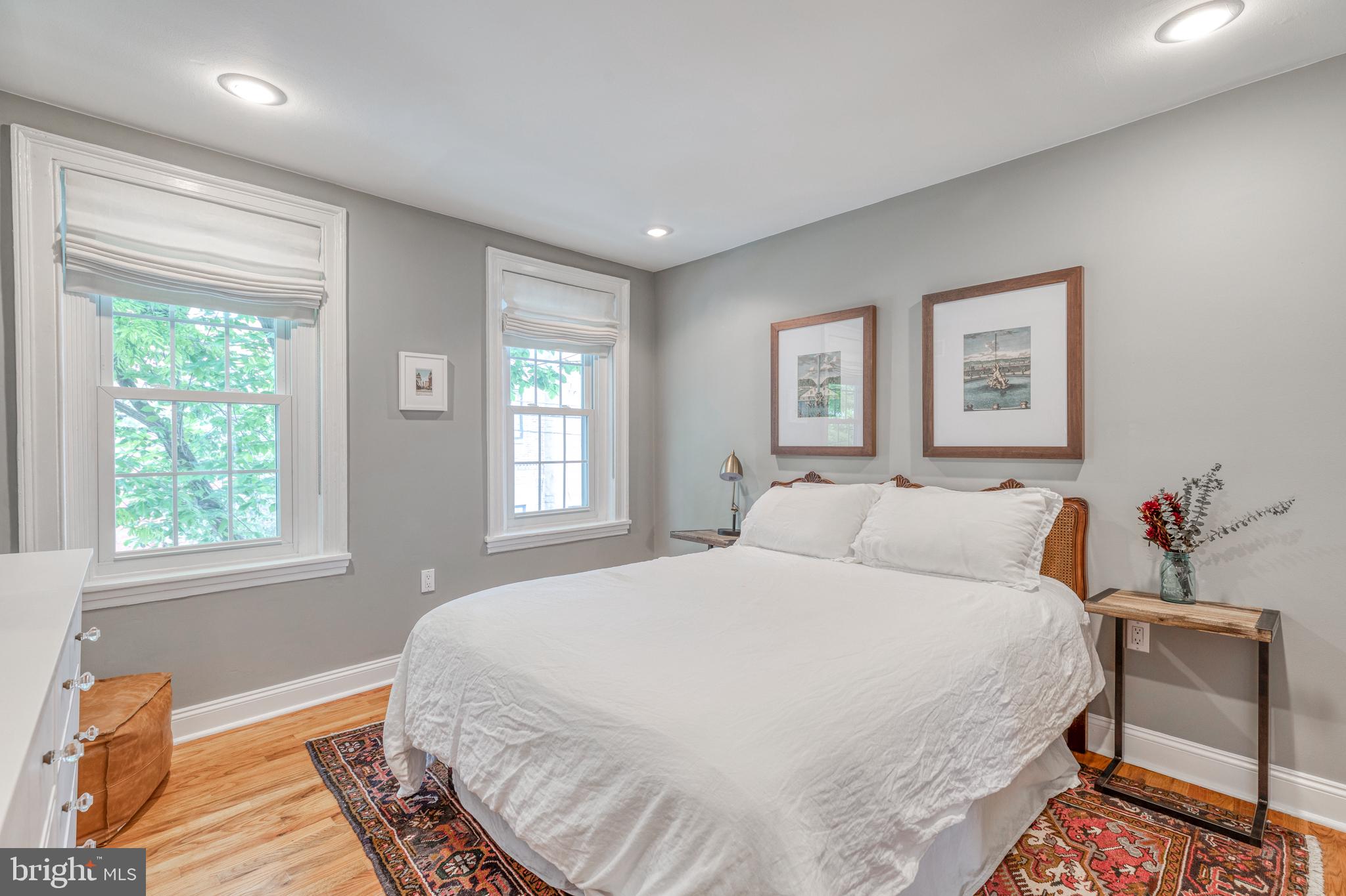 QUEEN VILLAGE - Residential Lease