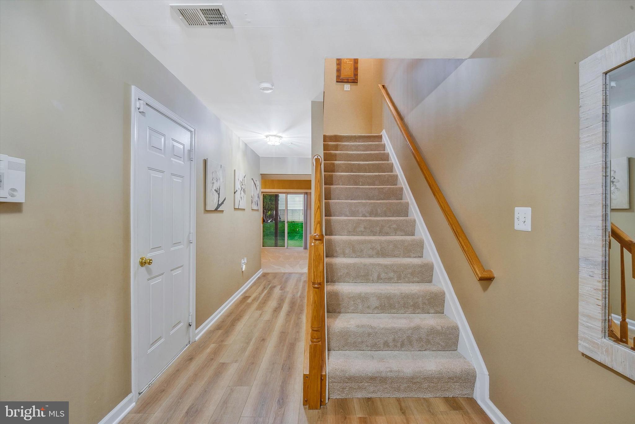9617 WOODYARD CIRCLE