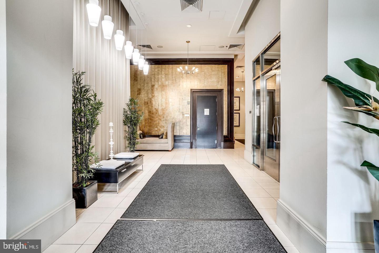 THE ROYALTON - Residential Lease