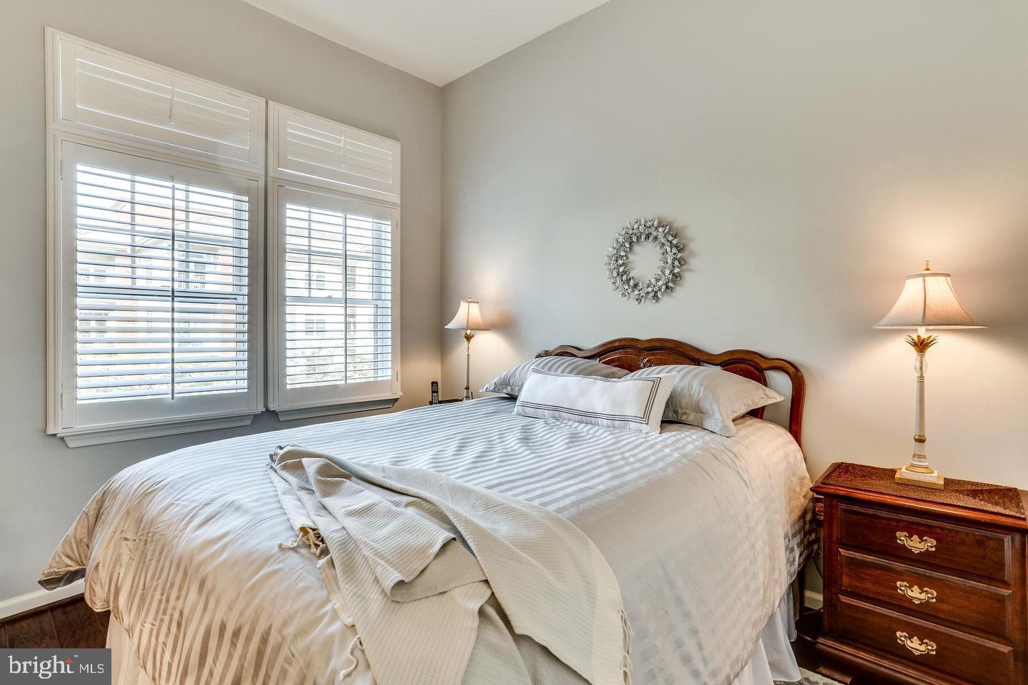 THE ROYALTON - Residential Lease