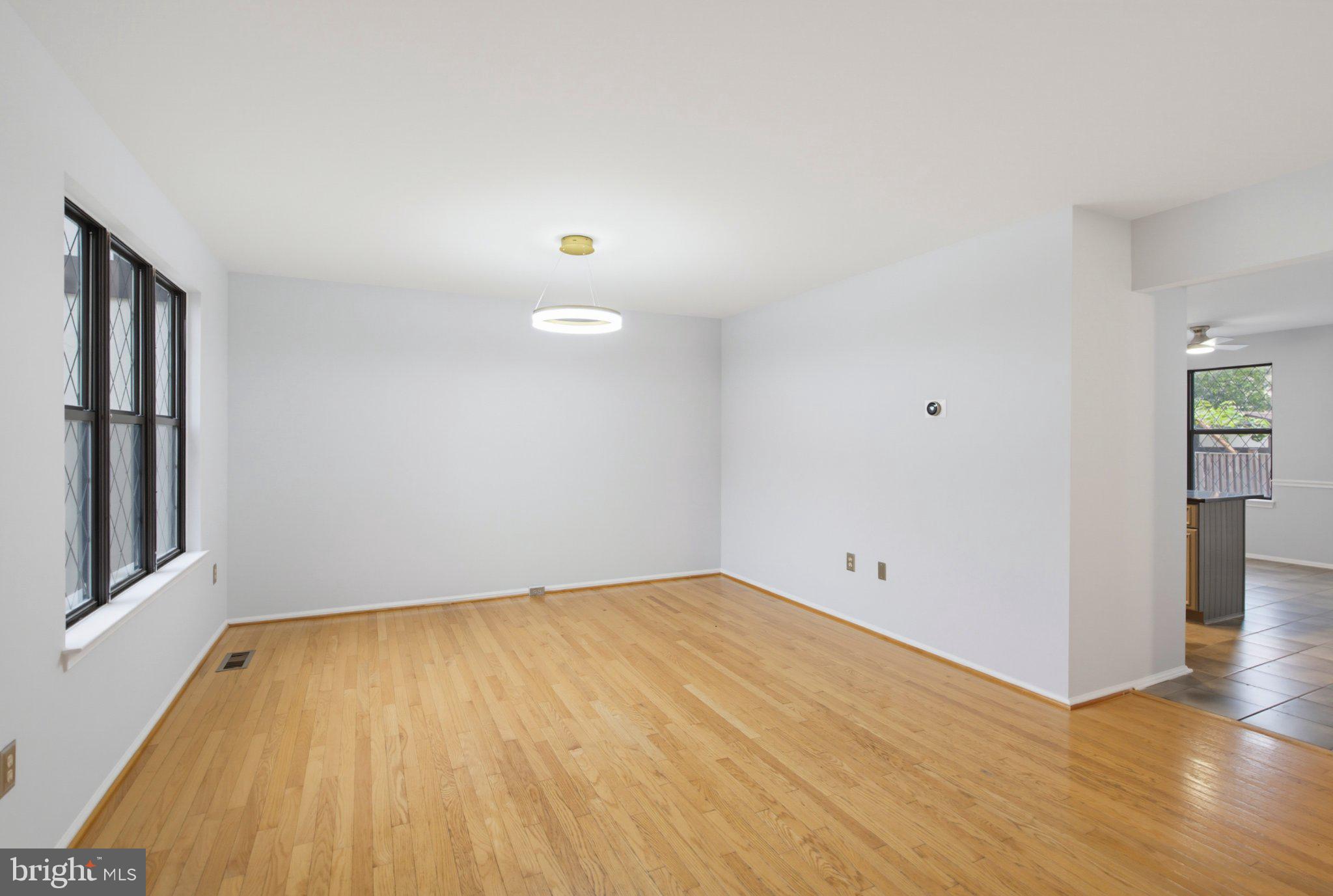 34 MILLARD COURT