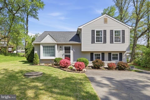 Homes For Sale - 430 Azalea Place<br/> GLEN BURNIE, MD 21060