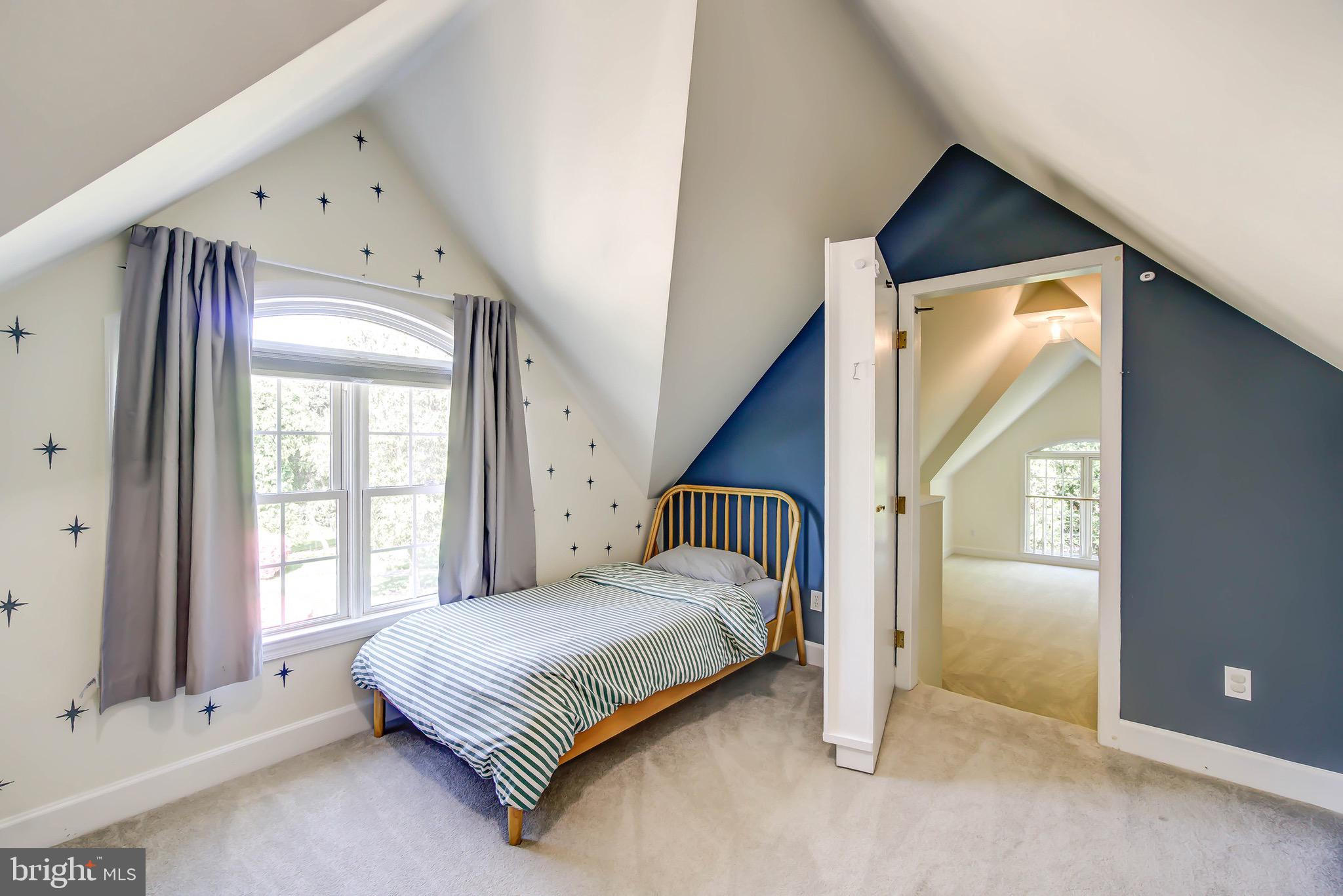 LEE RIDGE - Residential