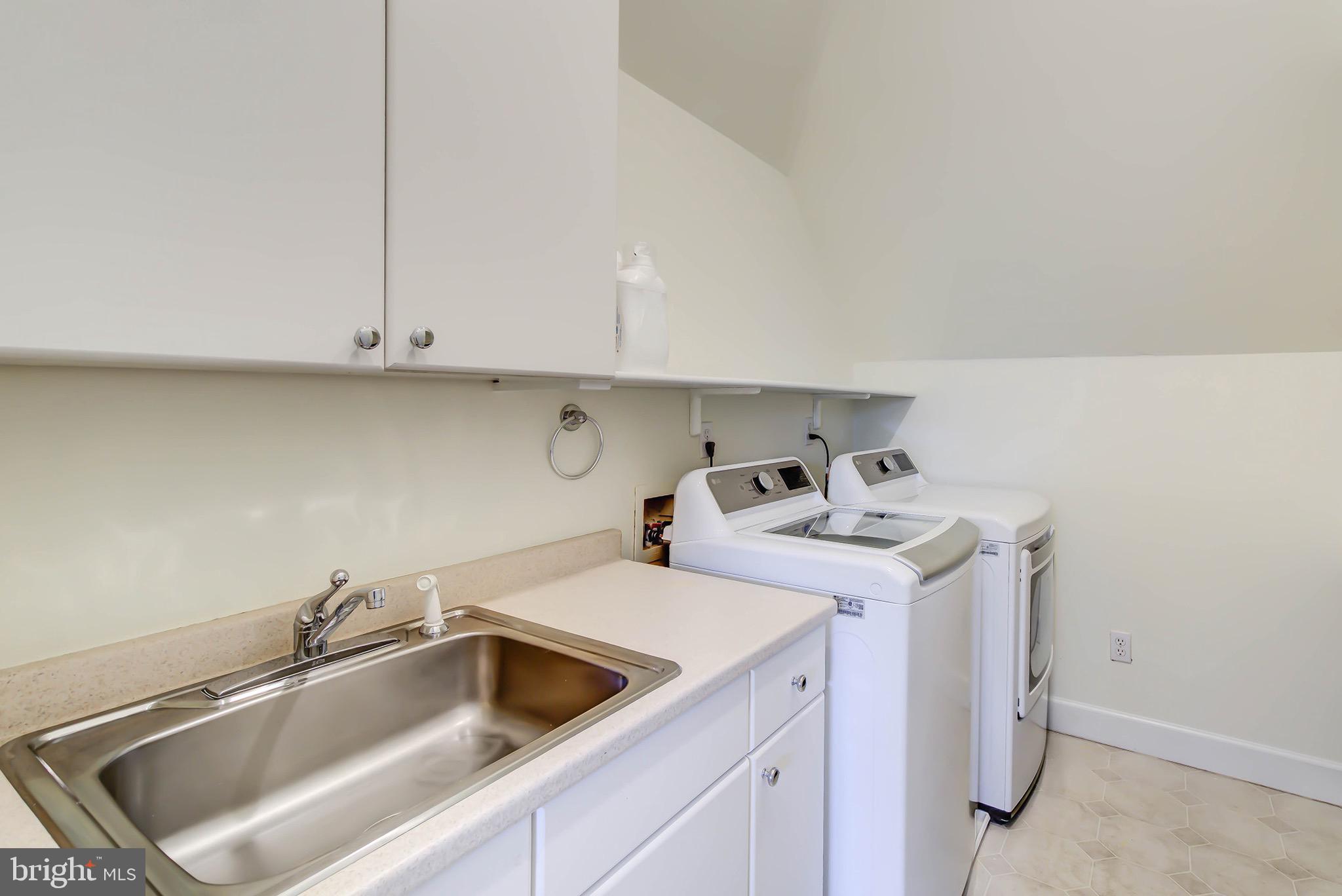 LEE RIDGE - Residential